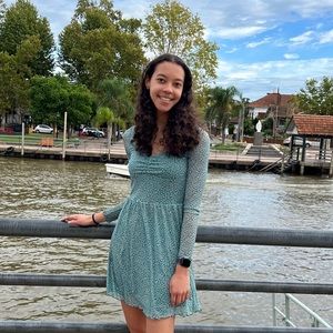 Meet your Posher, Veronica